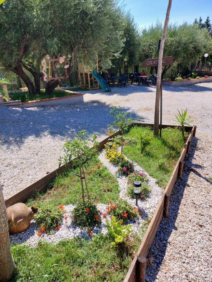 Parco Esmeralda - Family E Breakfast Guest house