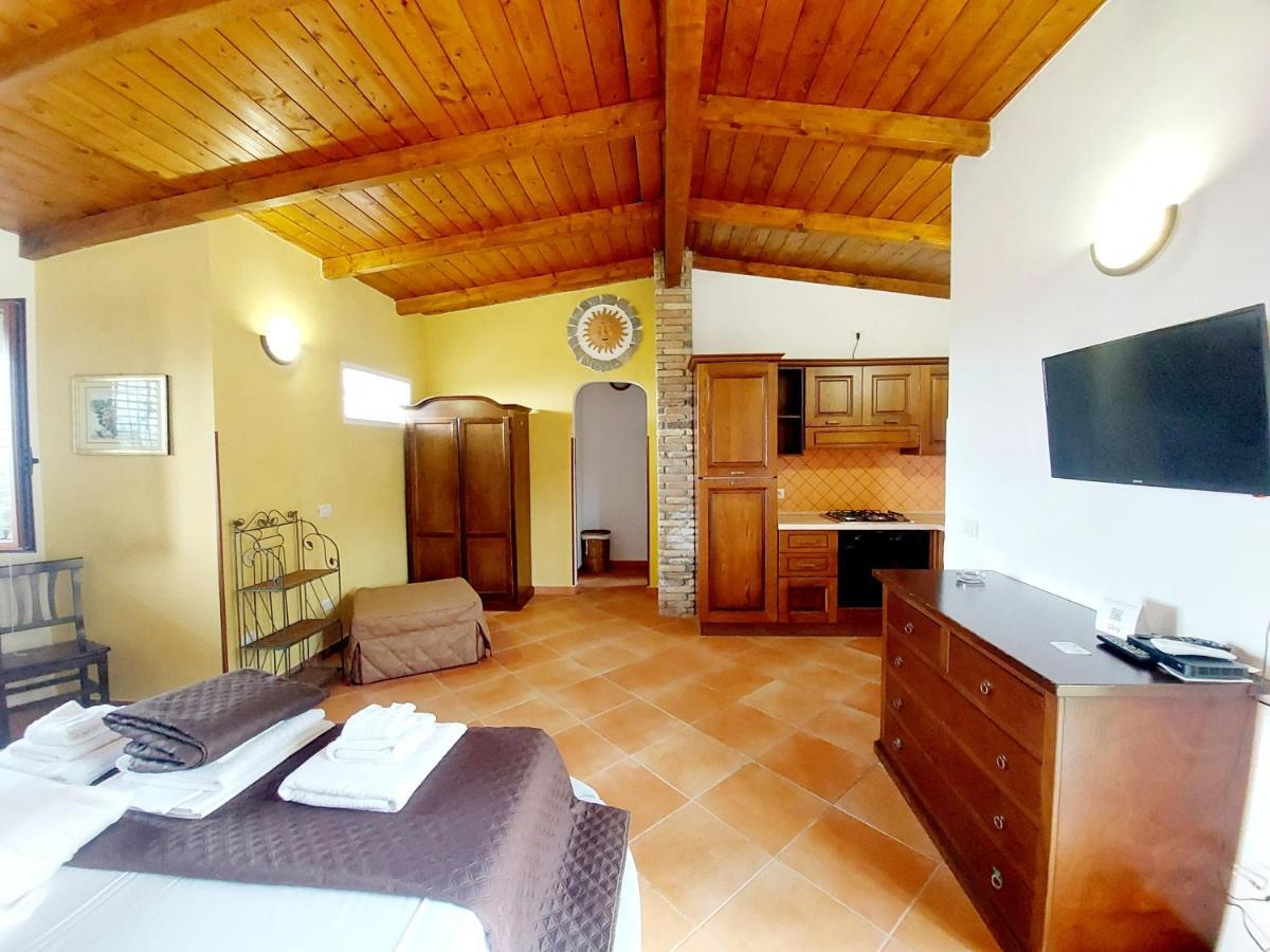 Parco Esmeralda - Family E Breakfast Guest house
