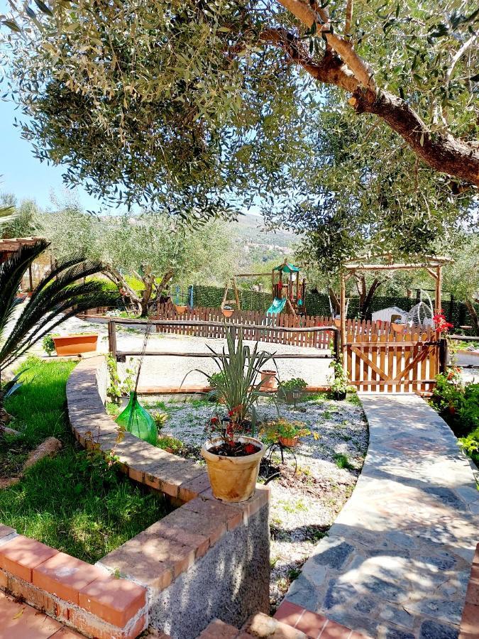 Parco Esmeralda - Family E Breakfast Guest house *